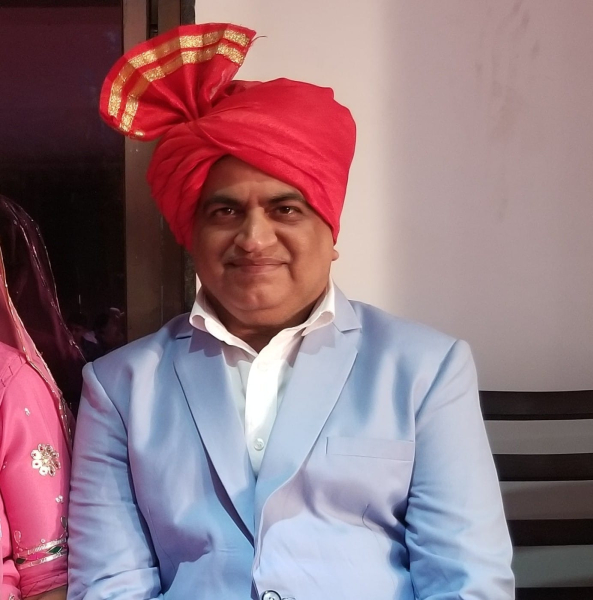 Pandit Ramesh Tiwari